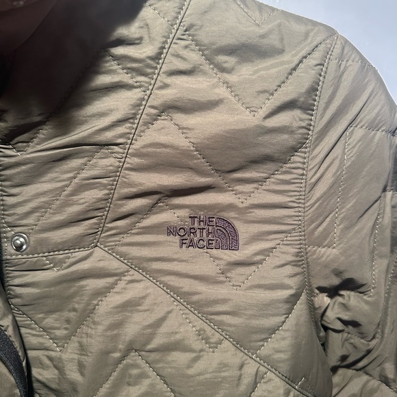 The North Face Olive Green Quilted Puff Jacket - Picture 5 of 5